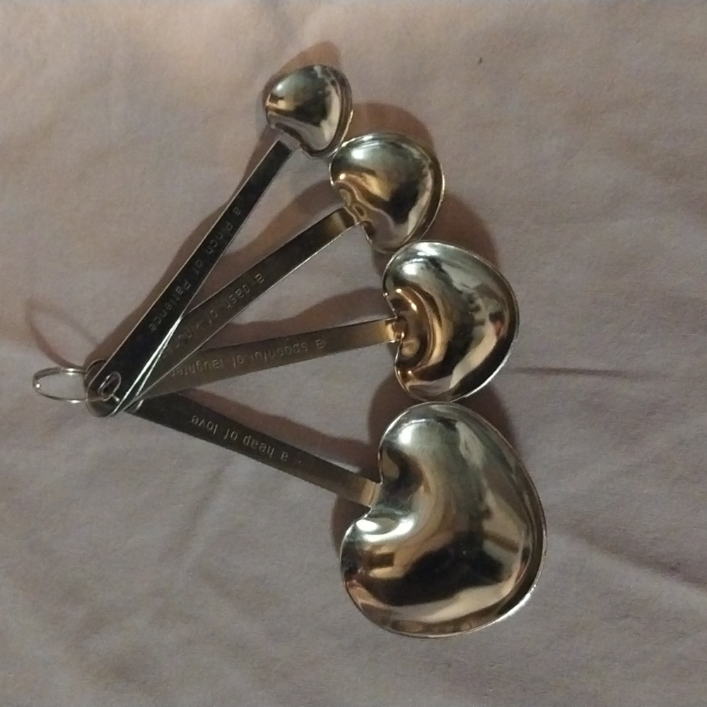 Kate Aspen Heart shaped measuring spoons